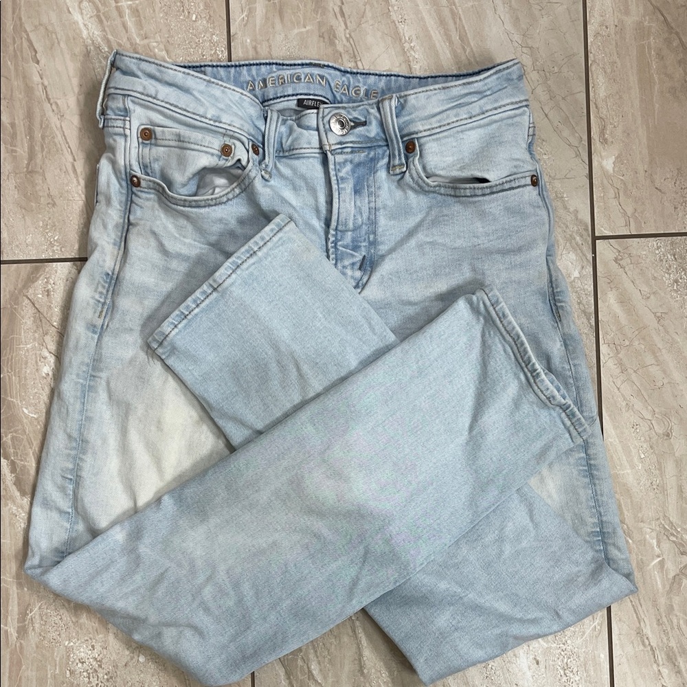 American Eagle Outfitters Men's Light Wash Slim Straight